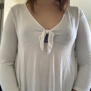 White front tie flowy v-neck shirt